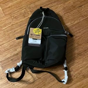 Pacsafe Anti-Theft Convertible Sling To Backpack